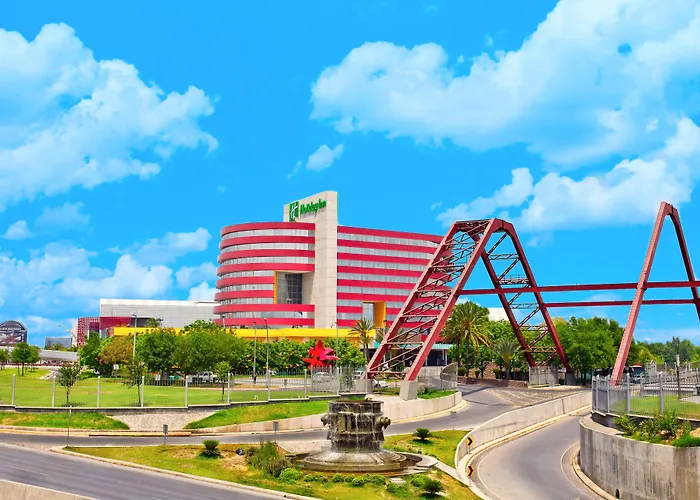 Holiday Inn Monterrey-Parque Fundidora, an IHG Hotel