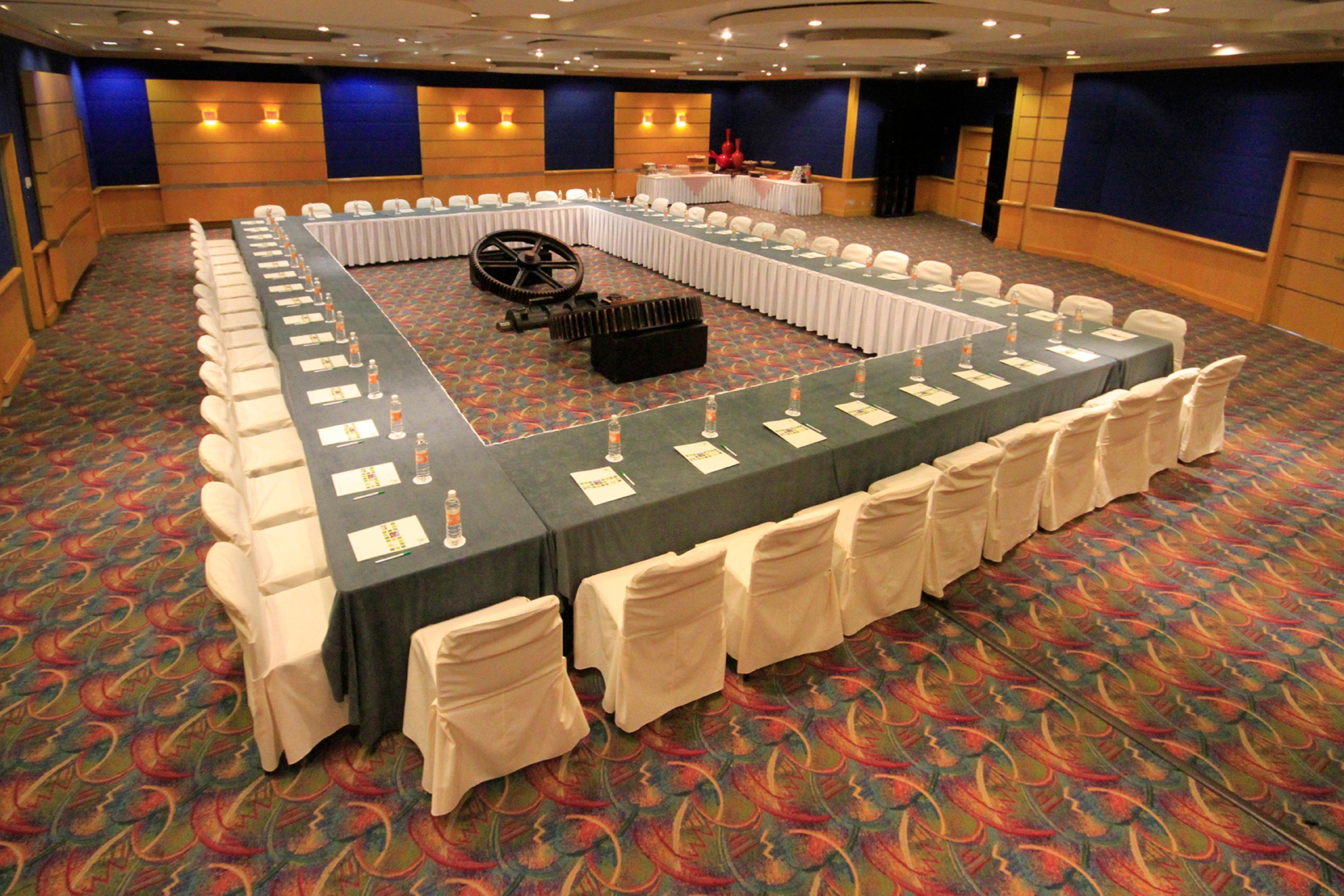 Hotel Monterrey-parque Fundidora By Ihg